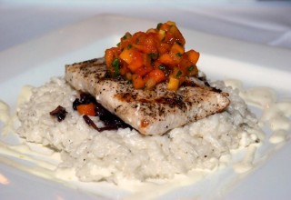 Robert's Restaurant and Wine Bar Mahi Mahi