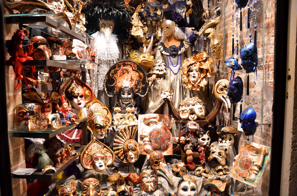 Travel Photo: Venetian Mask