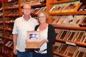 Owners Pat & Linda, 21º Cigars